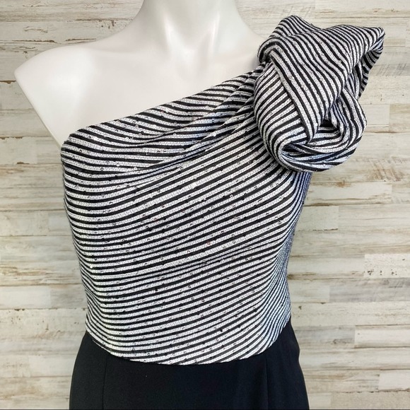 Frascara Sequin One Shoulder Ruffle Detail Gown Womens Size 6 Black Silver - Picture 4 of 15